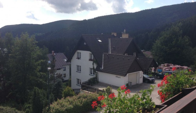 Pension Monika + Apartments Špindlerův Mlýn